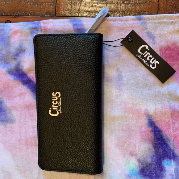 Wallet by Sam Edelman - Picture 1 of 3